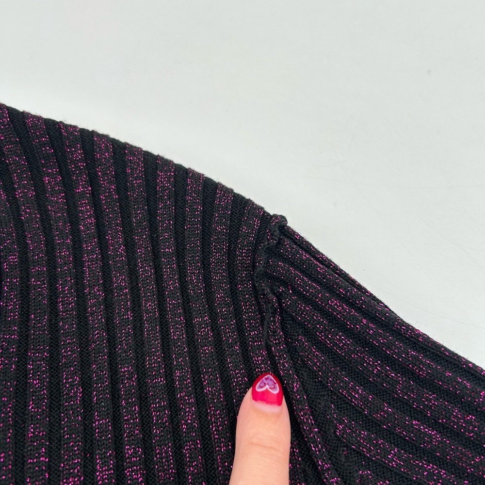 Vtg Y2K New York and Company Black and Purple Metallic Ribbed Turtleneck Sweater - Picture 11 of 11
